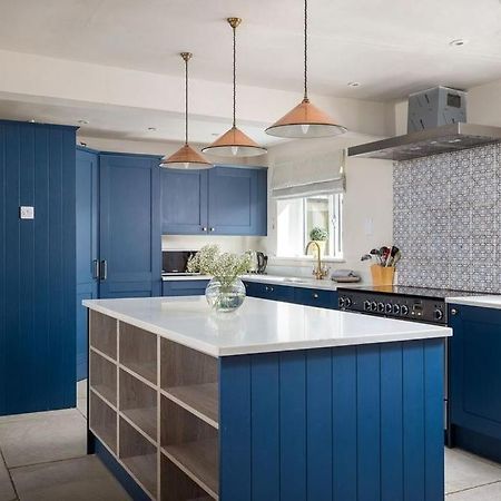 Stanway House, 8 Bedroom, 8 Bath Cheltenham Bagian luar foto